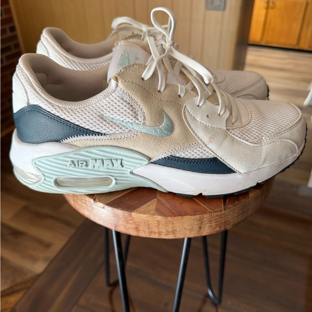 Nike Air Max Cream and Teal Sneakers